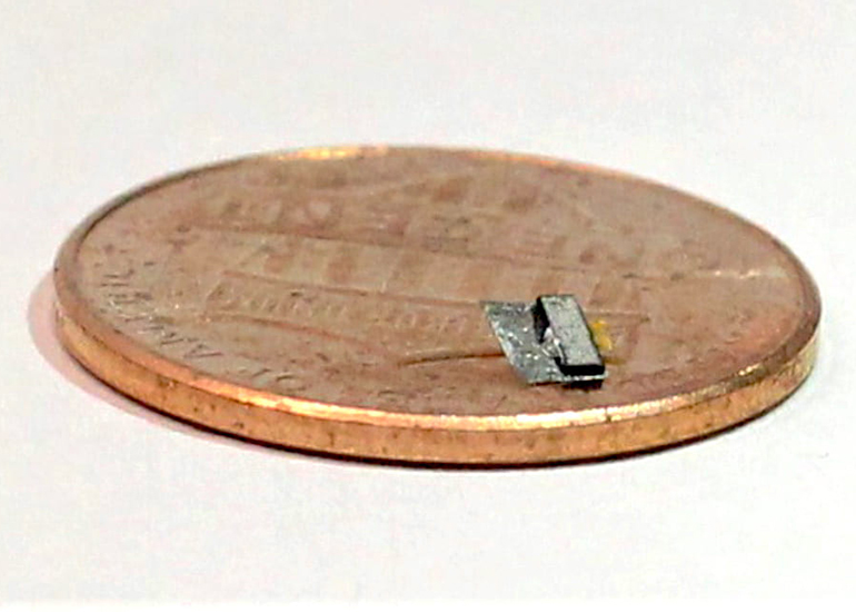 Un matériau magnétoélectrique stimule les neurones de manière mini-invasive