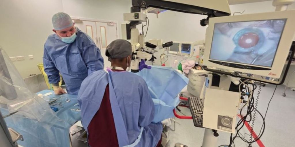 Un hôpital Hatfield lance un nouveau service de chirurgie oculaire pendant la Semaine nationale de la santé oculaire