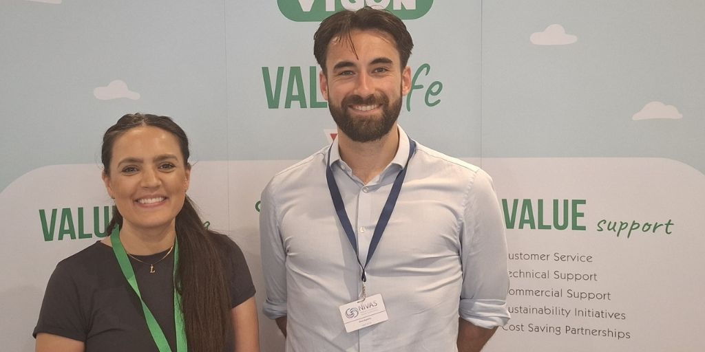 Le Gloucestershire Hospitals NHS Trust est le premier au Royaume-Uni à adopter un bracelet pour les patients ayant un accès intraveineux difficile
