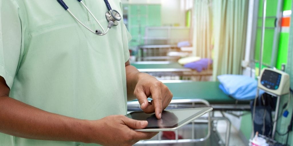 Une technologie obsolète met les patients du NHS en danger, préviennent de nouvelles données