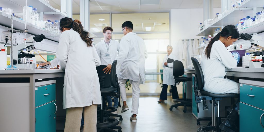 Comment l’automatisation de la planification renforce les opérations quotidiennes du laboratoire