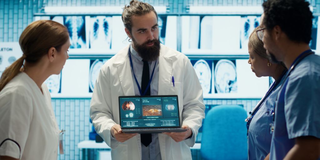 Manchester Met reçoit un financement de plusieurs millions de livres sterling pour stimuler l'innovation en matière d'IA et de santé dans le Grand Manchester